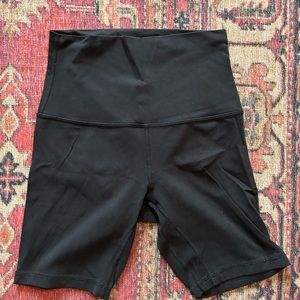 Lululemon align shorts black size 6